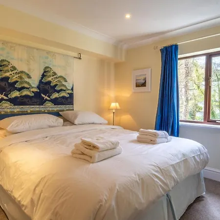Holiday home Tree Tops At The Falls - Great For Families, Location With Parking Ambleside