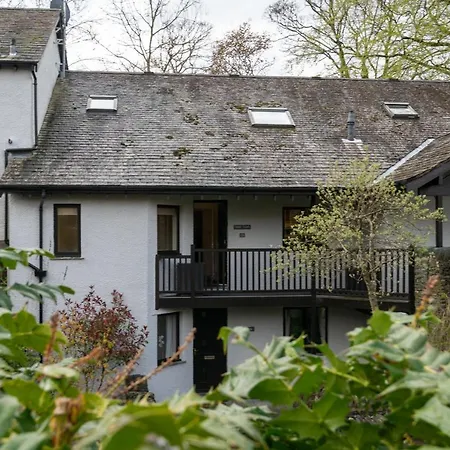 Tree Tops At The Falls - Great For Families, Location With Parking Ambleside