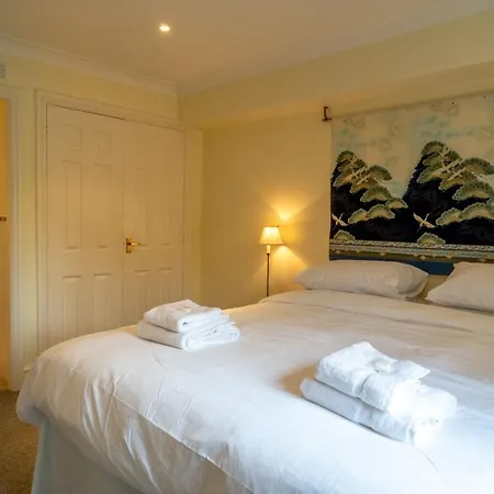 Tree Tops At The Falls - Great For Families, Location With Parking * Ambleside
