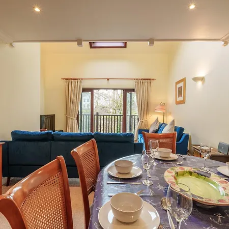 Holiday home Tree Tops At The Falls - Great For Families, Location With Parking Ambleside